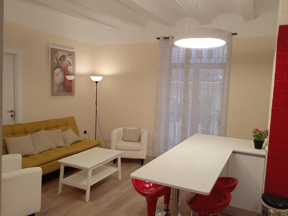 Apartamentos En Plom Valencia Luaran gambar