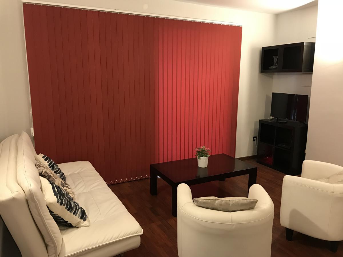 Apartamentos En Plom Valencia Luaran gambar