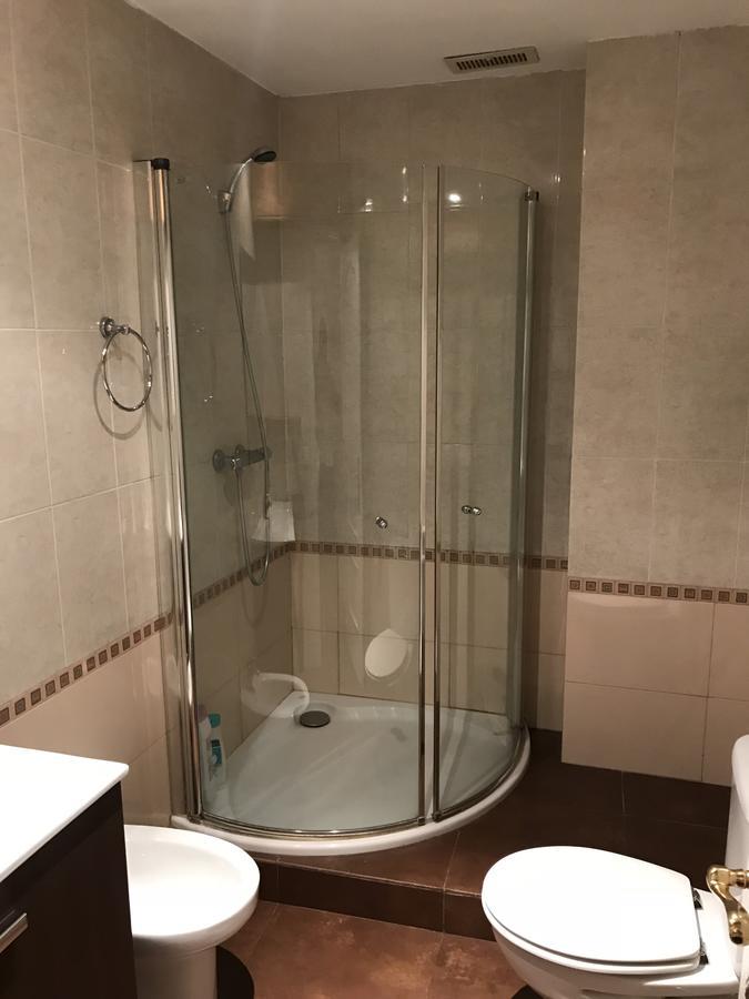 Apartamentos En Plom Valencia Luaran gambar